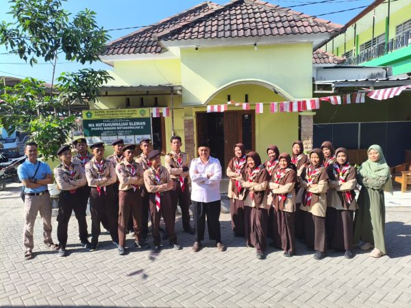 16 Siswa MA Miftahunnajah Ikuti Perkamuda 2026, Perkuat Karakter dan Keterampilan Kepramukaan