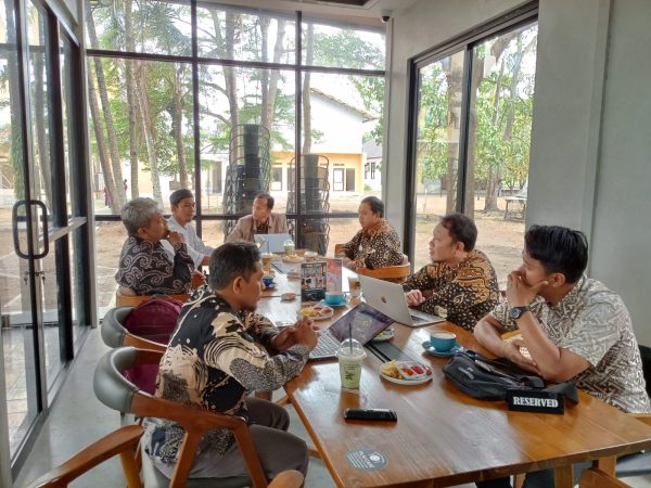 Jangan Putus Mata Rantai Ilmu, Pembina Yayasan Tekankan Pentingnya Memuliakan Generasi Pendahulu