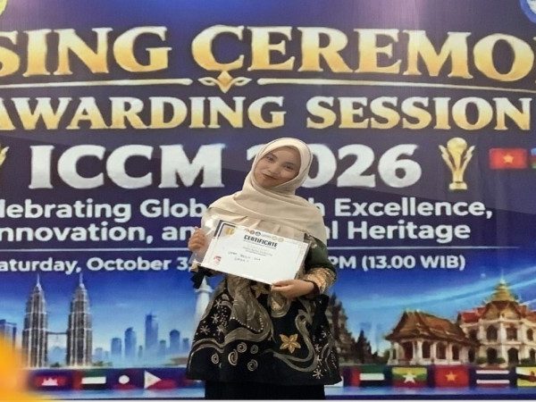 Dari Madrasah ke Panggung Dunia! Naila Syifa Raih Juara 1 Speech Contest Internasional, Bukti Nyata Gerakan Satu Anak Satu Prestasi MA Miftahunnajah Sleman