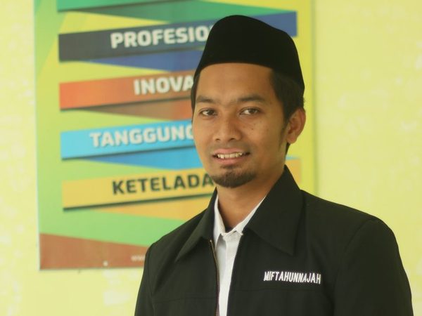 Dinilai Berhasil di Bidang Kesiswaan, Ustaz Zulfiqar Satria, S.Si., M.Pd., Pimpin Mukhoyyam Akbar Gabungan MTs–MA